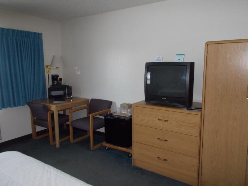 Boarders Inn And Suites By Cobblestone Hotels - Ripon Kültér fotó
