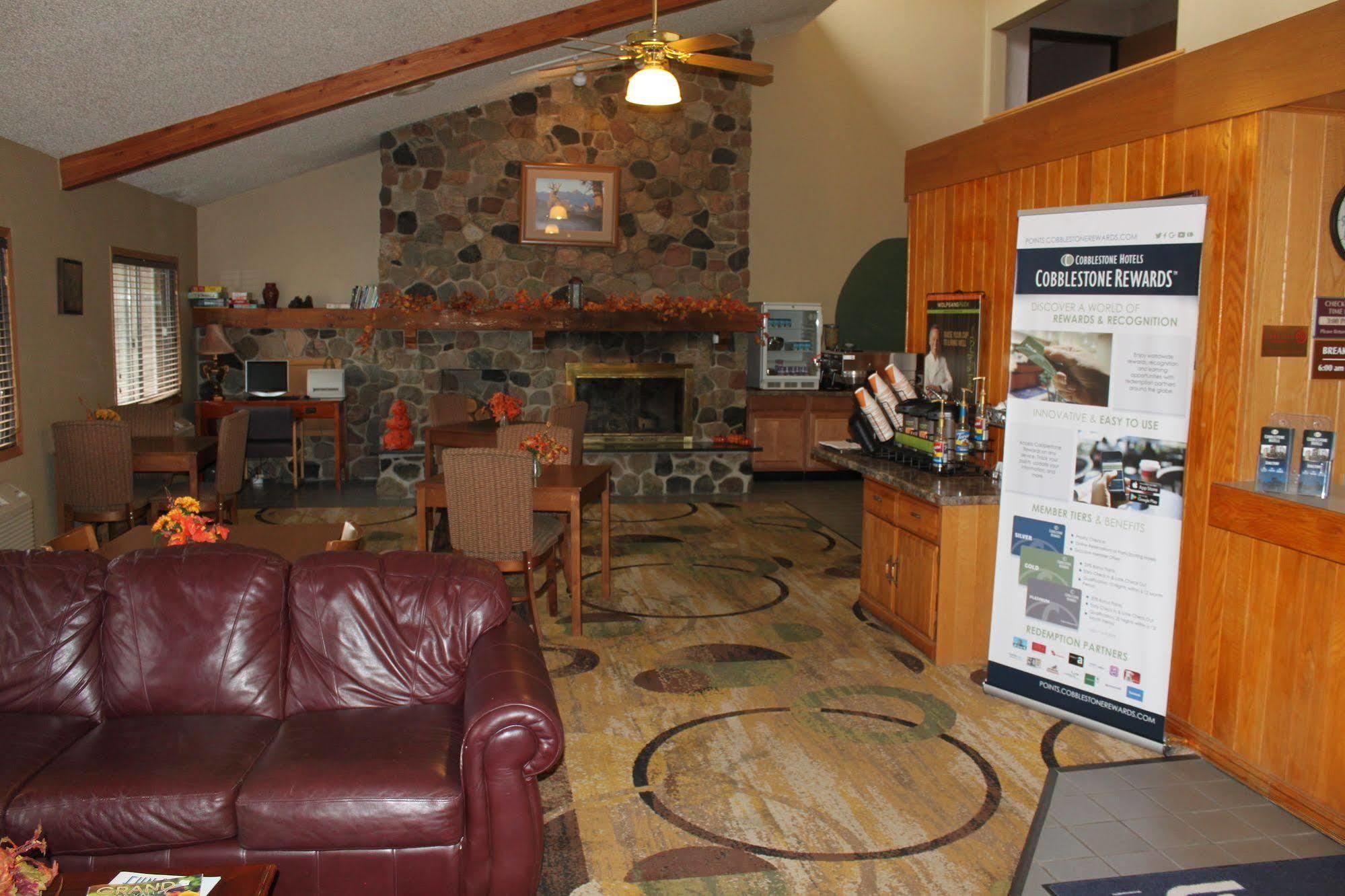 Boarders Inn And Suites By Cobblestone Hotels - Ripon Kültér fotó